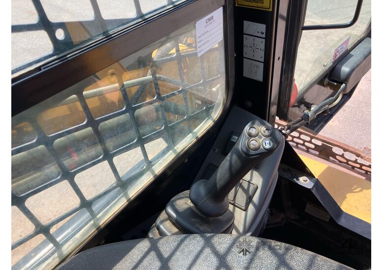 2018 ASV RT-75 Posi-Track Skid Steer (Rubber Tracked)