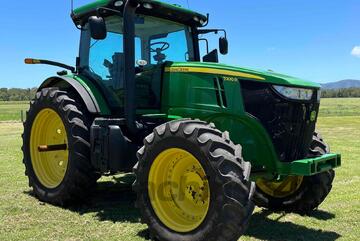 John Deere 2017   7200R