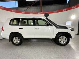 2017 Toyota Landcruiser Diesel ** Ex Defence ** - picture0' - Click to enlarge