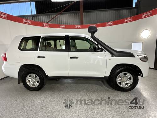 2017 Toyota Landcruiser Diesel ** Ex Defence **