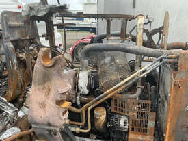 2010 Case IH Puma 140 Tractor/ Loader (4 x 4) - picture0' - Click to enlarge