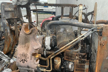 Case IH Puma 140 Tractor/ Loader (4 x 4)