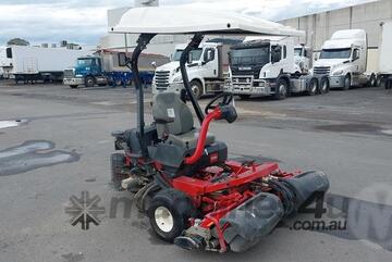 Toro   Greenmaster 3250-d