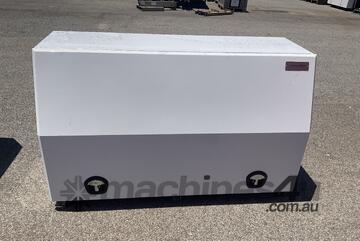 Paramount   Ute Toolbox