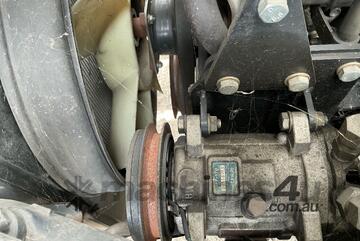 2014 Isuzu NPR300 Fridge Pantech