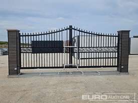 Unused 20FTx8FT Driveway Electrical Double Swing Gate c/w Remote Control  - picture0' - Click to enlarge
