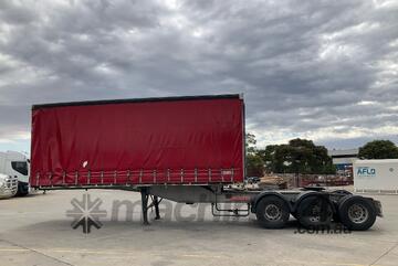 2006 Barker Heavy Duty Tri Axle Tri Axle Curtainside Roll Back A Trailer