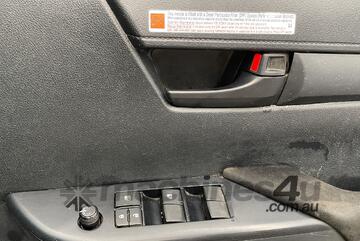 2022 Toyota Hilux 4x4 SR Dual Cab T/Diesel (Auto)