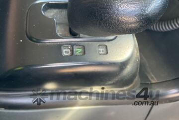 2017 Mitsubishi FS500 Refrigerated Pantech