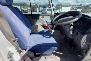 Toyota   Coaster XZB50R