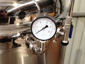 1,200lt Carbonation Tank **WE ARE OPEN FOR BUSINESS DURING LOCKDOWN** - picture2' - Click to enlarge