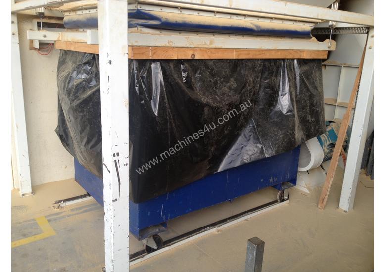 caption Skip Bin Liners to suit 3.5 sq. m bins