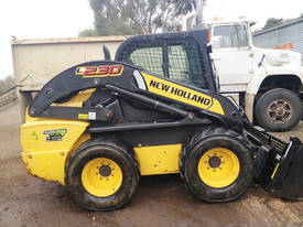 Used New Holland L230 Skid Steer - picture0' - Click to enlarge