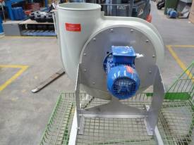 NEVER USED CHEMCO 3 PHASE BLOWER - picture2' - Click to enlarge