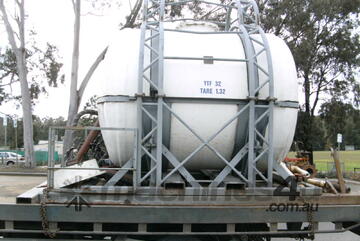 2000 ltr for acids etc in galvernised frame