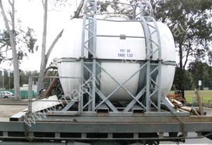 2000 ltr for acids etc in galvernised frame 2000 ltr for acids etc in galvernised frame