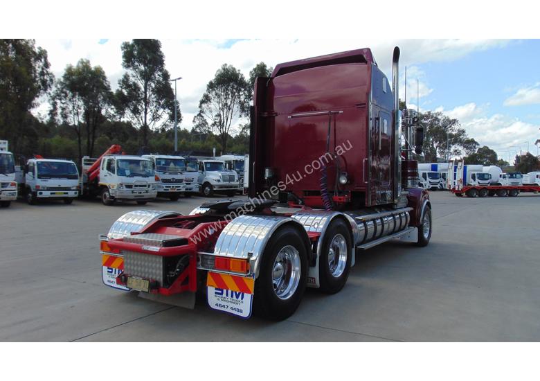 caption Kenworth T909 Primemover Truck