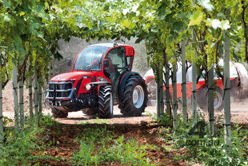 Antonio Carraro 4WD 89hp Tractor - Super Low, Large Rear Wheels!