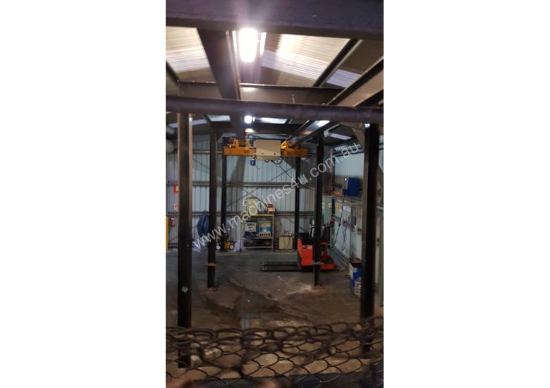 caption Millsom 2T Over Head Gantry Hoist