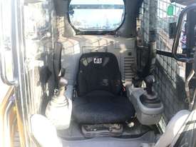 CATERPILLAR 297C TRACK SKID STEER LOADER WITH NEW TRACKS - 626 - picture2' - Click to enlarge