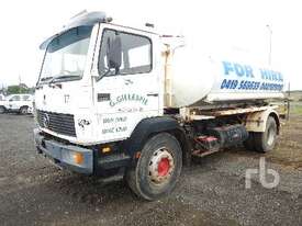 MERCEDES-BENZ 1517/48 Water Truck - picture2' - Click to enlarge