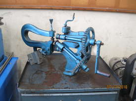 Justice Circle Cutter - picture0' - Click to enlarge