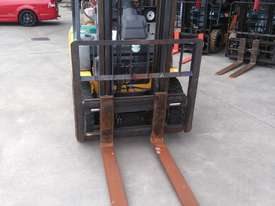  KOMATSU FG25HT-IC 2.5T GAS FORKLIFT  - picture2' - Click to enlarge