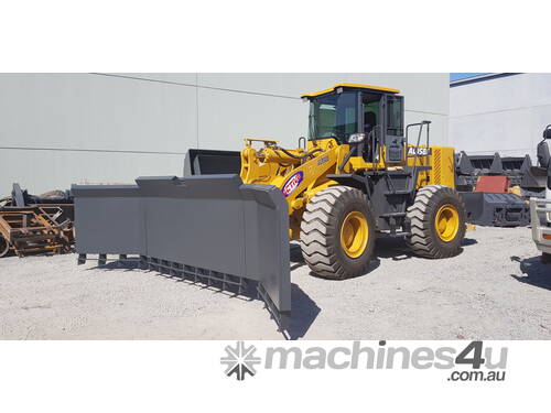 Active Machinery 5 Meter (16 Foot) Stick Rake | Heavy-Duty Design for Efficient Clearing