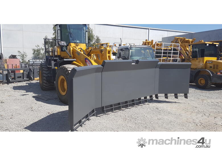 Active Machinery 5 Meter (16 Foot) Stick Rake | Heavy-Duty Design for Efficient Clearing