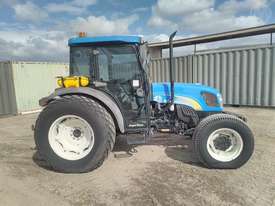 New Holland T4040 - picture1' - Click to enlarge