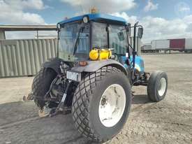 New Holland T4040 - picture2' - Click to enlarge