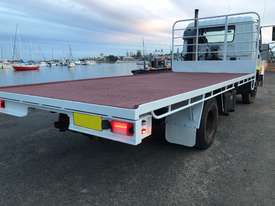 Isuzu Flat Tray Truck - picture0' - Click to enlarge