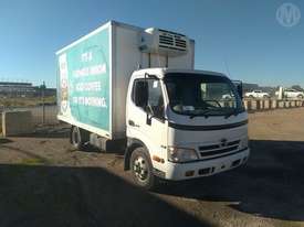 Hino 300 C/cab - picture0' - Click to enlarge