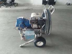 Graco 7900 Sprayer - picture2' - Click to enlarge