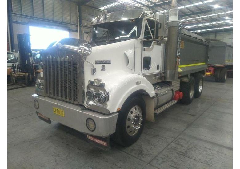caption Kenworth T404SAR