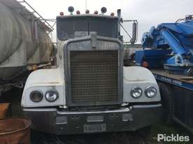 1973 Kenworth W925 - picture1' - Click to enlarge