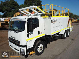 2019 Isuzu FVZ 260-300 Service Body Truck - picture0' - Click to enlarge