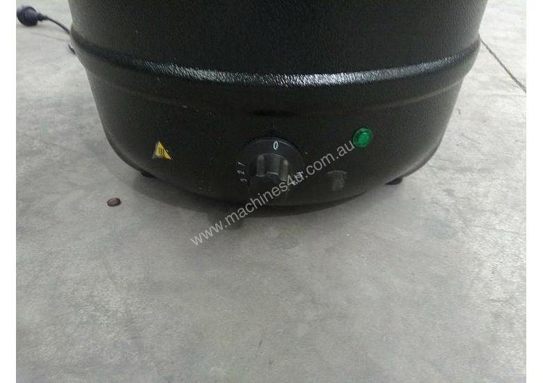 caption Apuro Soup Kettle