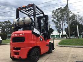 Brand New Hangcha 1.8 Ton Dual Fuel Forklift - picture1' - Click to enlarge