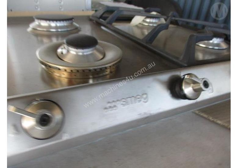 Used smeg Smeg 90cm Gas Cooktop Cook Tops in , Listed on Machines4u