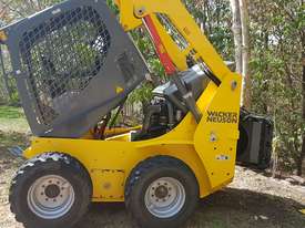 Skid Steer - Wacker Neuson 901s - picture1' - Click to enlarge