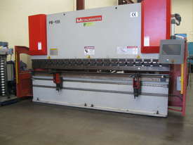 Metalmaster  4m x  135 Ton CNC Fasfold Hydraulic Pressbrake - picture0' - Click to enlarge