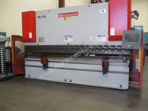 Metalmaster  4m x  135 Ton CNC Fasfold Hydraulic Pressbrake