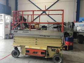 26ft Electric Scissor Lift JLG - picture1' - Click to enlarge