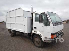 MITSUBISHI FH Chip Truck - picture0' - Click to enlarge