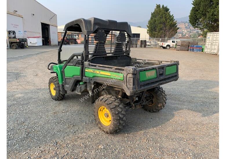 caption John Deere XUV 855D Gator Utility Vehicle