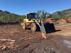Volvo L60F wheel Loader - picture0' - Click to enlarge
