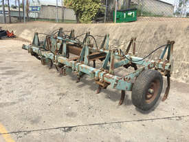 John Shearer Trash Worker Chisel Plough/Rippers Tillage Equip - picture2' - Click to enlarge