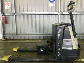 Crown WP2320 Pallet Jack Jack/Lifting - picture0' - Click to enlarge