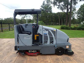 Nil Fisk CR 1200 Sweeper Sweeping/Cleaning - picture0' - Click to enlarge